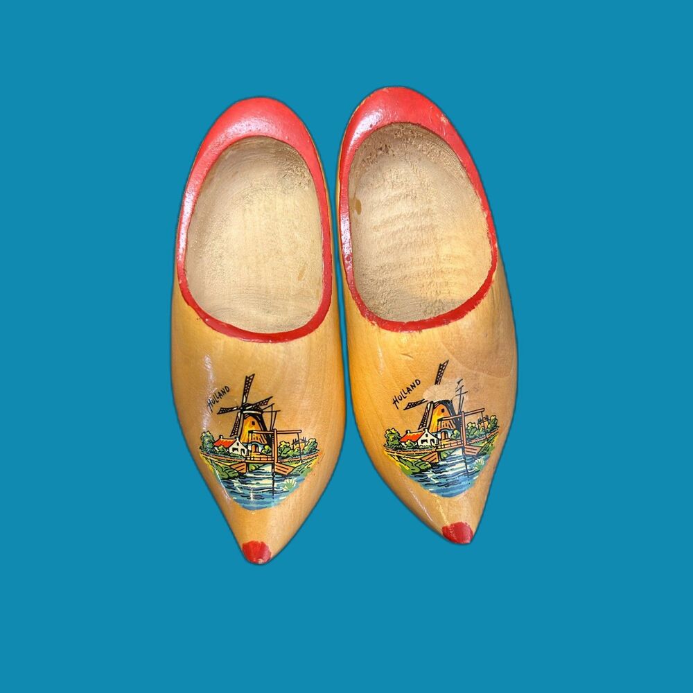 Vintage Dutch Wooden Clogs Hand Painted Windmill Decor Holland Souvenir 6 Inch
